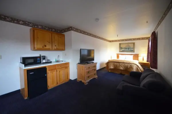 Cherry Orchard Inn 10