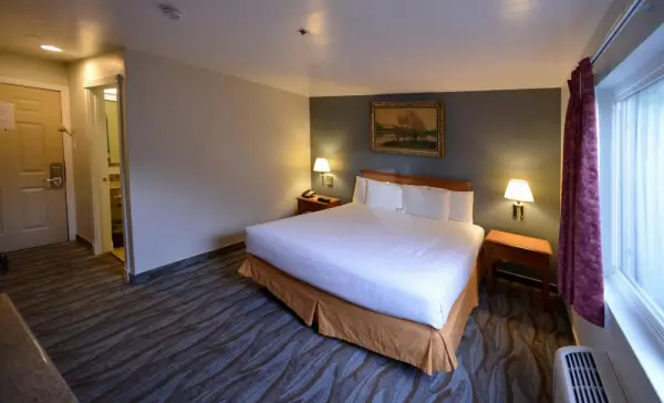 Cherry Orchard Inn 6