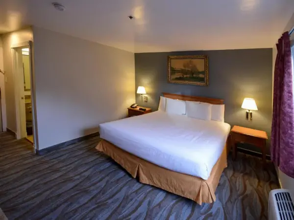 Cherry Orchard Inn 7