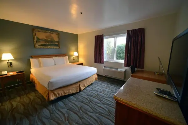 Cherry Orchard Inn 8